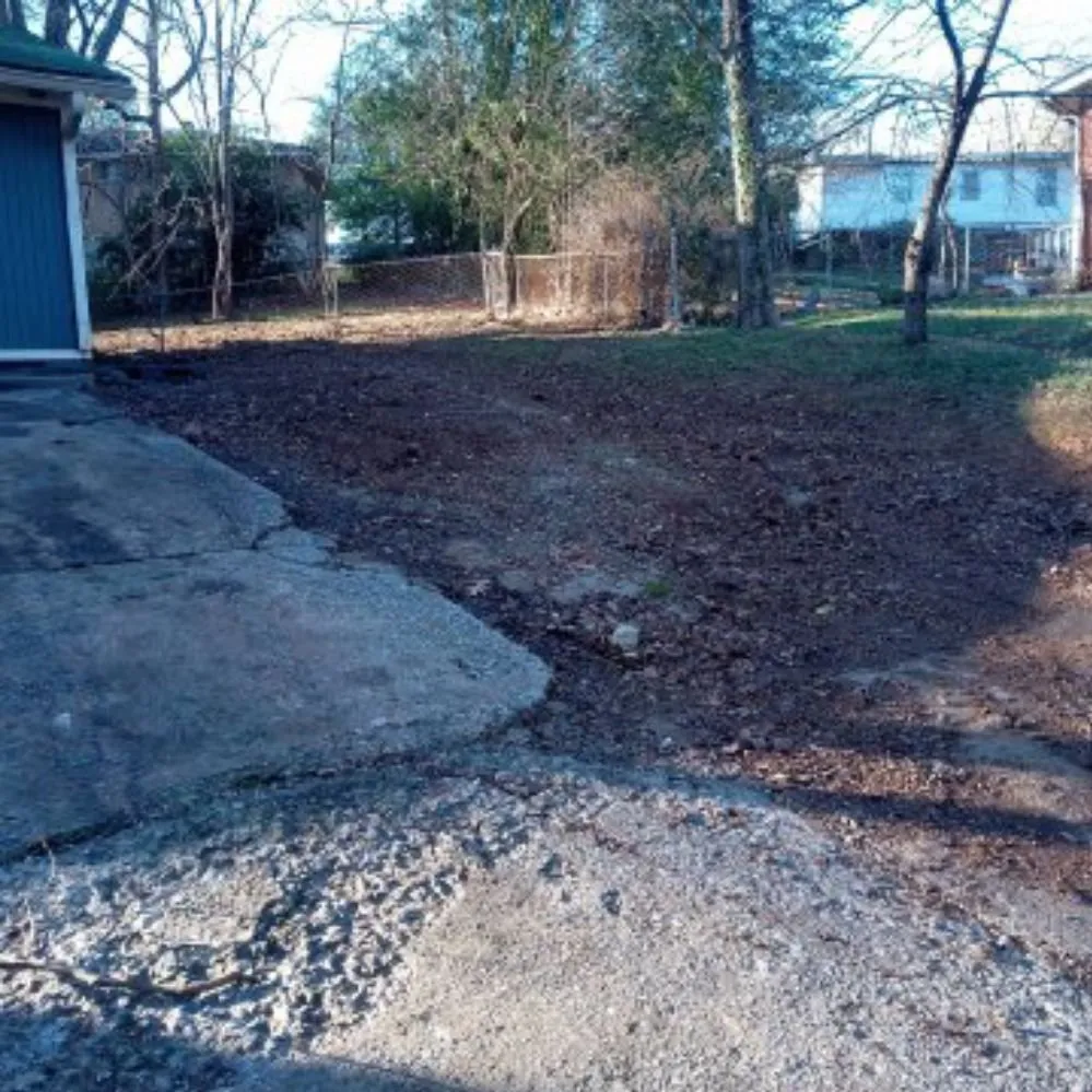 Top-rated yard maintenance in Jonesboro, GA - Yard Works