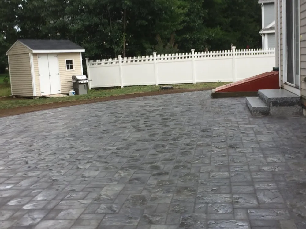 Custom lawn mowing service experts serving Wakefield, MA - Yard Works