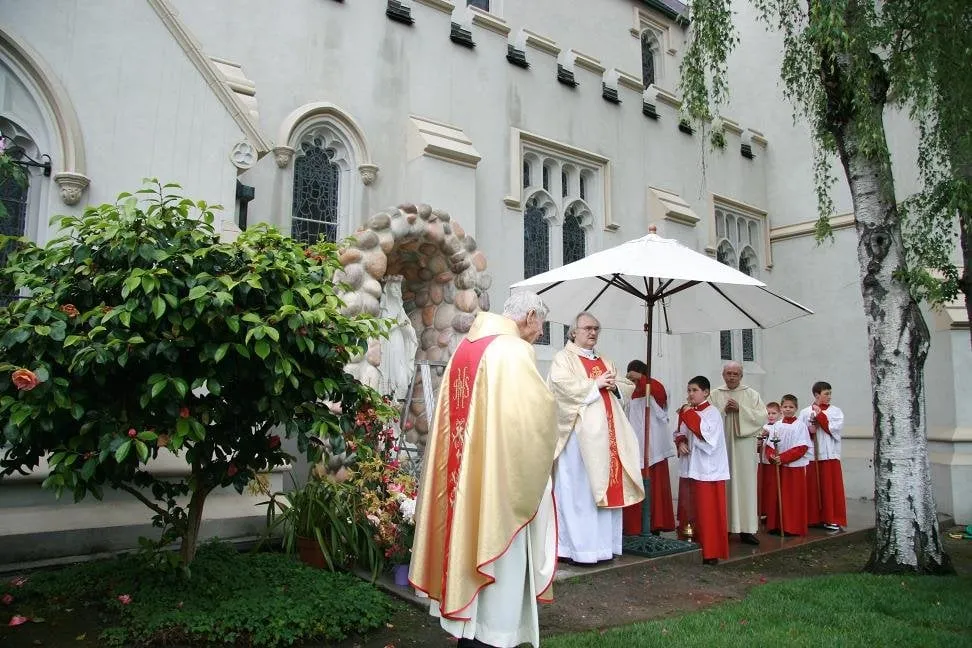 Affordable lawn mowing service for beautiful yards in Aiken, SC by Yard2Yard Landscaping