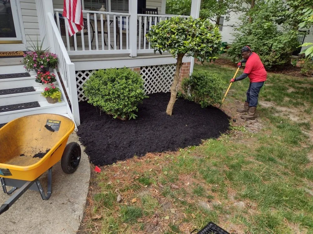 Local lawn mowing service near you in Richmond, VA by YardBirds Property Maintenance