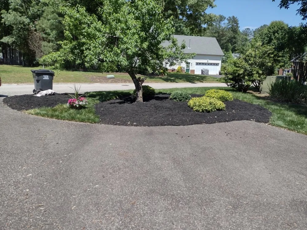 Affordable lawn mowing service in Richmond, VA - YardBirds Property Maintenance