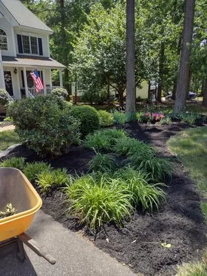 YardBirds Property Maintenance Logo