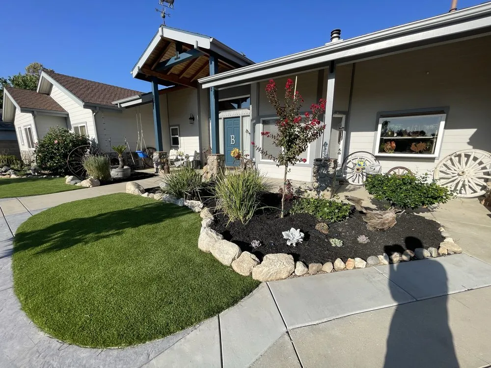 Affordable lawn mowing service experts serving Santa Susana, CA - Yardbros