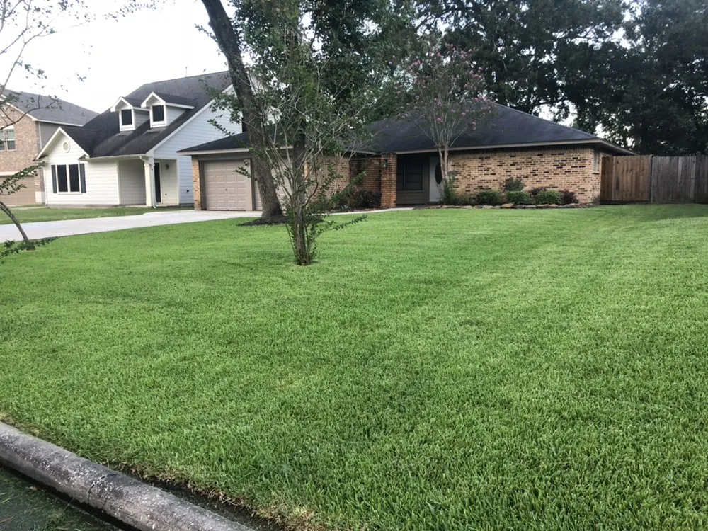 Affordable lawn care service experts serving Crosby, TX - YardDate
