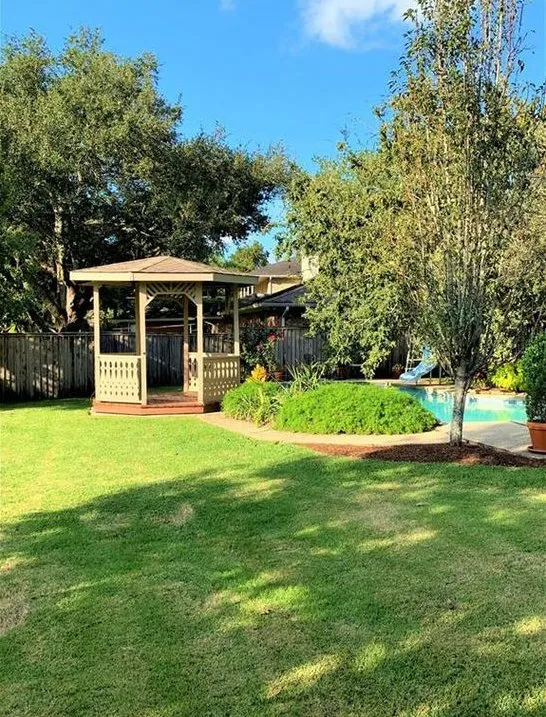 Reliable landscape installation in Westwego, LA by YardDawgs