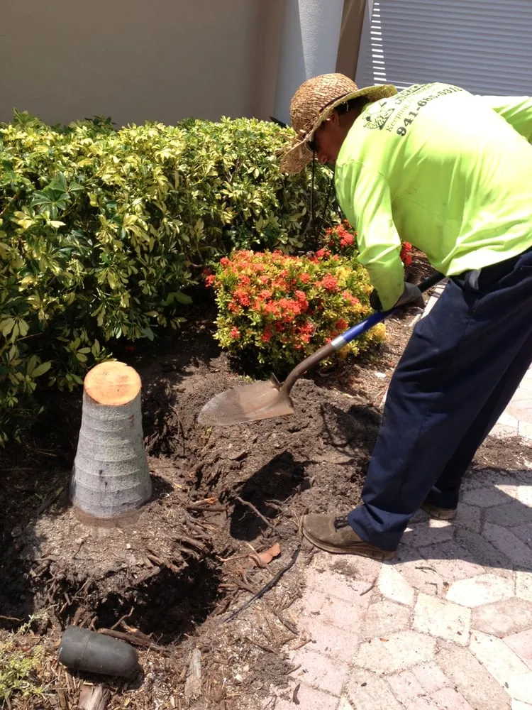 Expert residential landscaping in Englewood, FL - Yarden Lawn Care, LLC