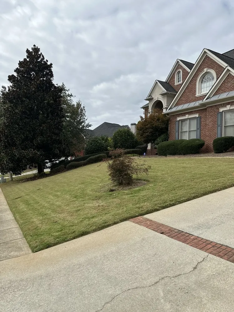 Reliable outdoor landscaping in Lilburn, GA - Yarden Ops