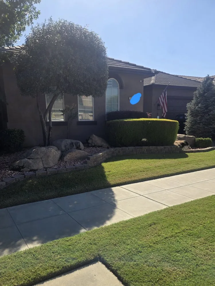 Affordable outdoor landscaping in Clovis, CA by Yardgnome Services