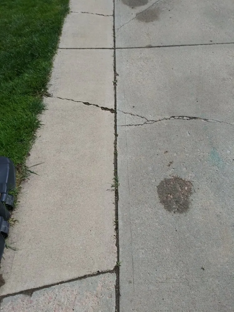 Affordable garden landscaping for residential properties in Sioux Falls, SD by YardKutz