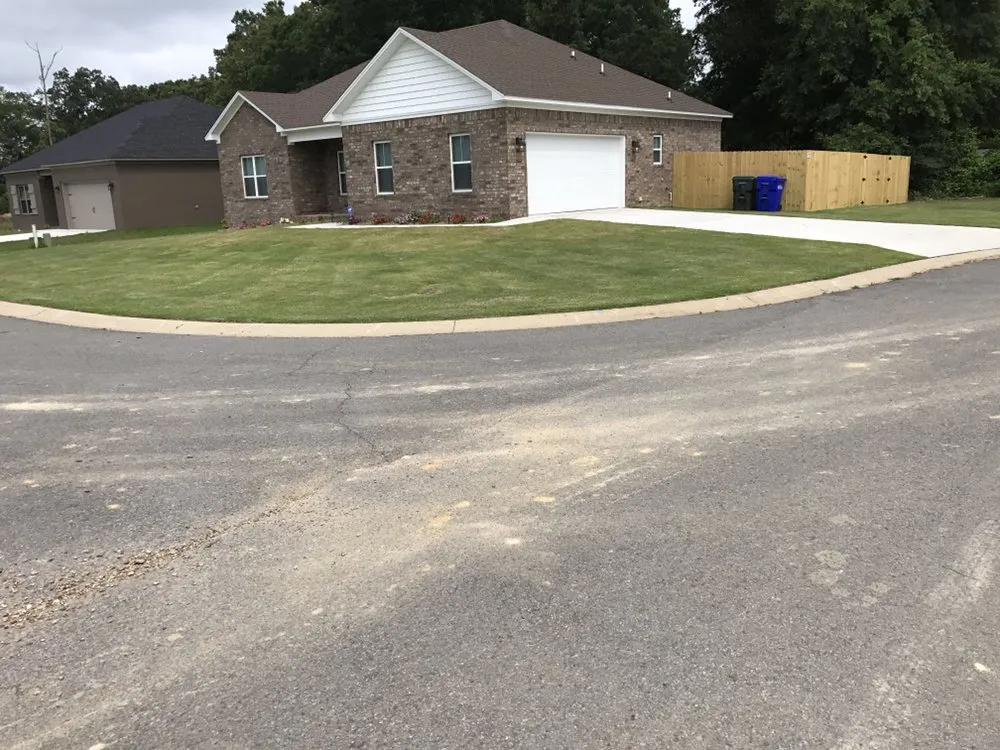 Expert residential landscaping experts serving Conway, AR - Yardman Johnson Lawn Care Services