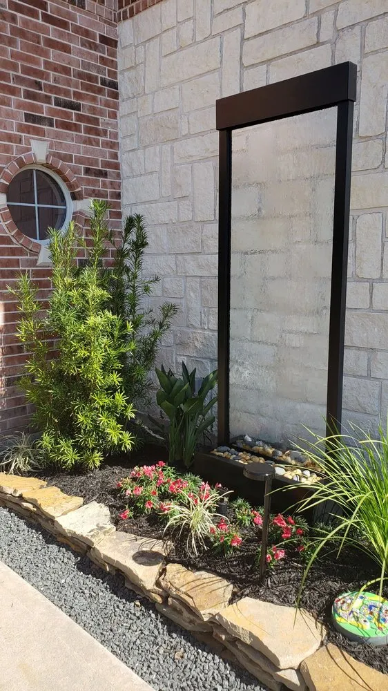 Top-rated lawn care service in Pearland, TX - Yardmaster Lawn & Landscape