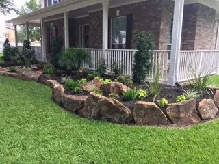 Top-rated yard cleanup service in Pearland, TX by Yardmaster Lawn & Landscape