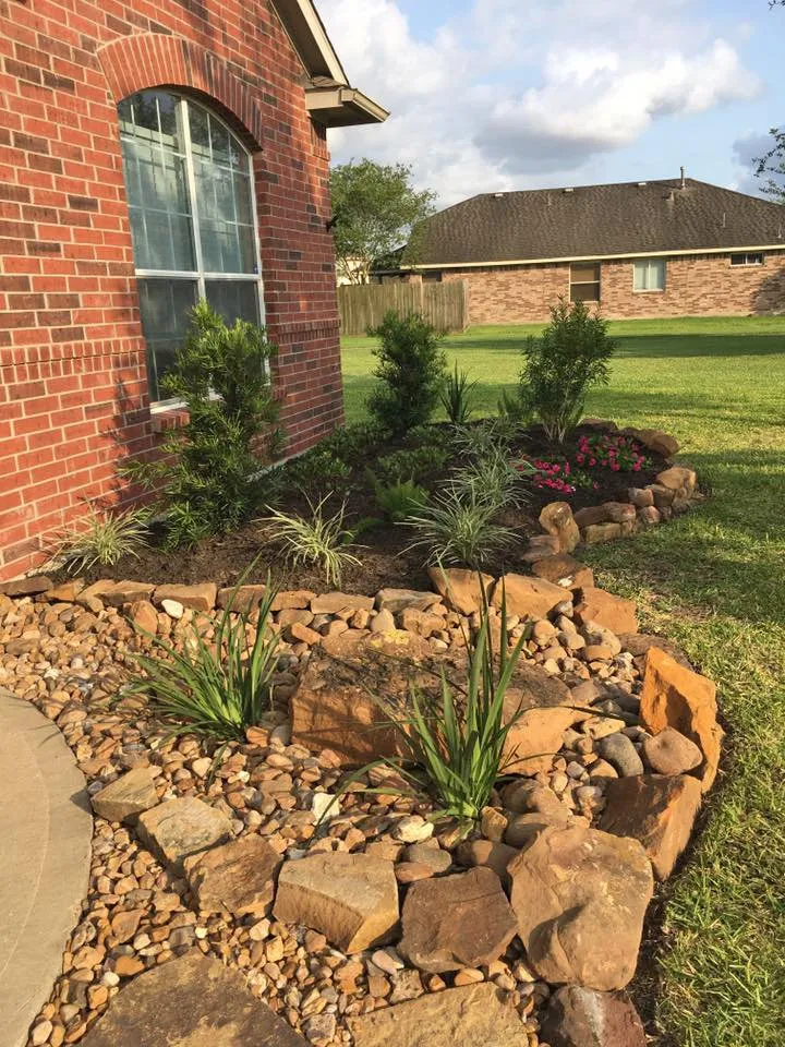 Custom residential landscaping with custom design across Pearland, TX - Yardmaster Lawn & Landscape