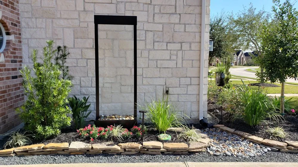 Expert garden landscaping in Pearland, TX - Yardmaster Lawn & Landscape