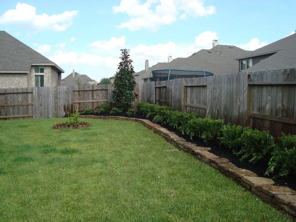 Local yard cleanup service experts serving Cypress, TX - Yardmasters