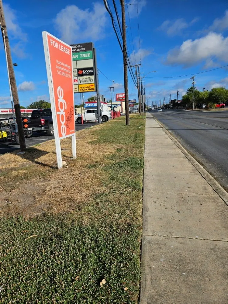 Top-rated garden landscaping for beautiful yards across Poteet, TX - Yardmen Lawn Services