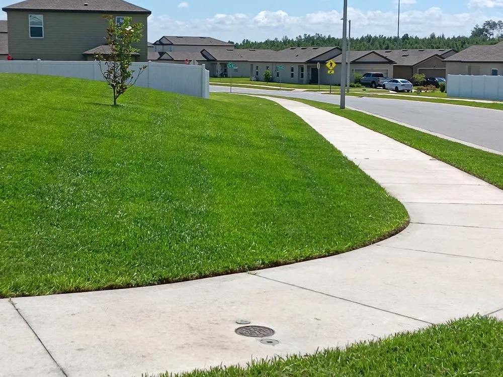 Reliable garden landscaping for homes across Spring Hill, FL - YardMonScaping Lawn Services