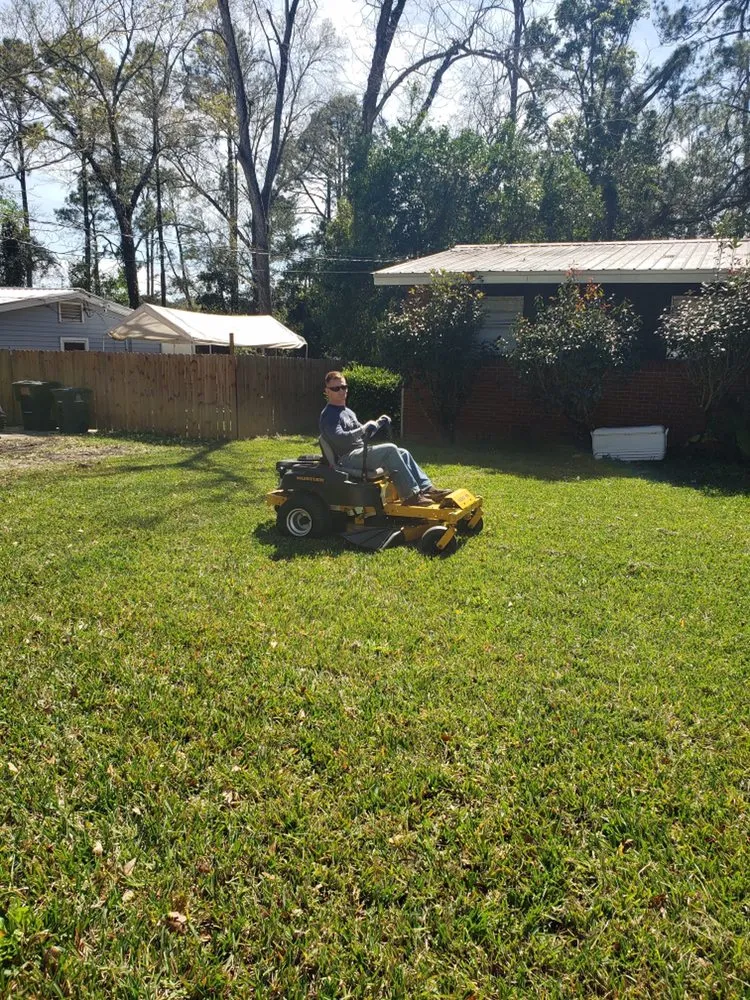 Trusted yard cleanup service for homes across Tallahassee, FL - Yards and More