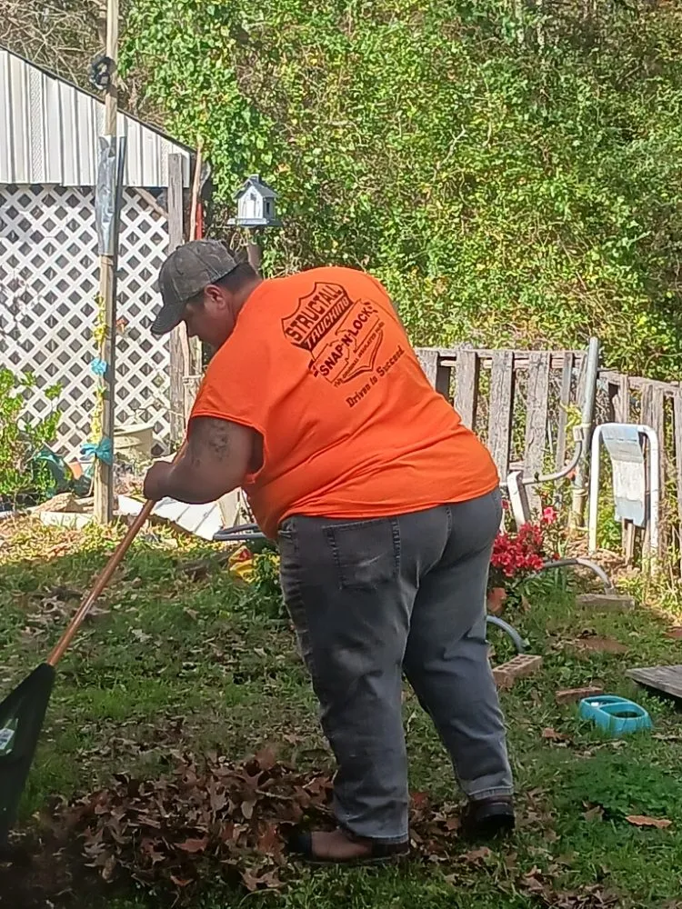 Top-rated lawn mowing service in Denham Springs, LA - Yards by Billy