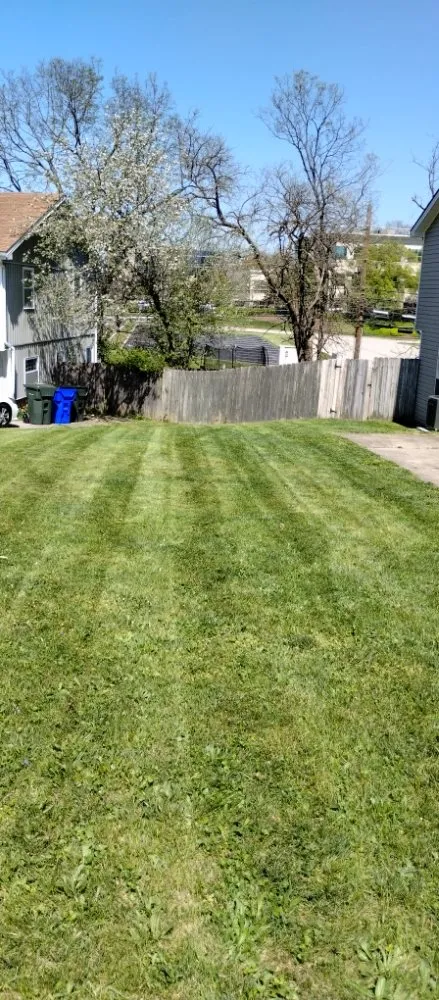 Local residential landscaping in Lexington-Fayette, KY by Yards for Forty