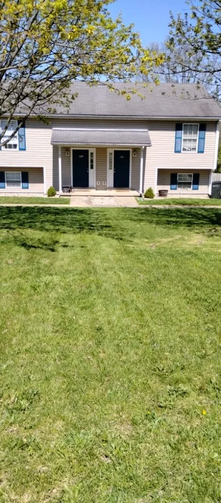 Professional lawn care service in Lexington-Fayette, KY by Yards for Forty