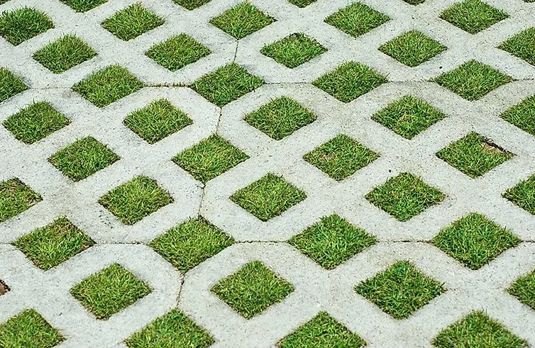 Reliable landscape installation experts serving Boynton Beach, FL - Yards Plus Landscaping