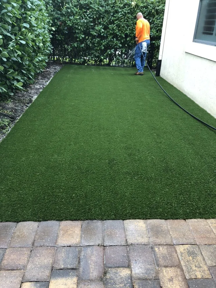 Local lawn mowing service experts serving Boynton Beach, FL - Yards Plus Landscaping