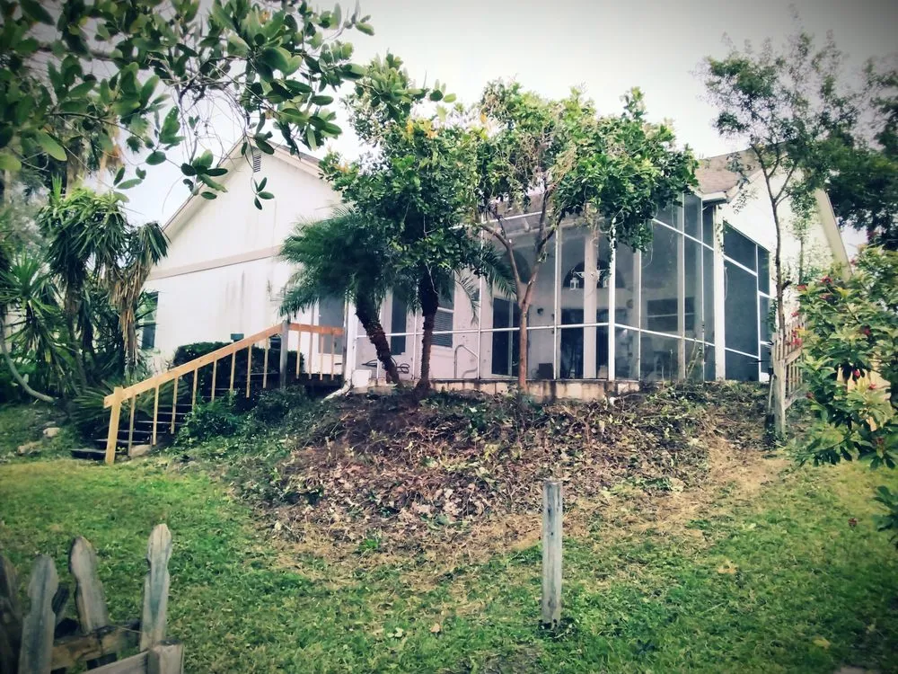 Local yard maintenance experts serving Bradenton, FL - Yardscapers Florida