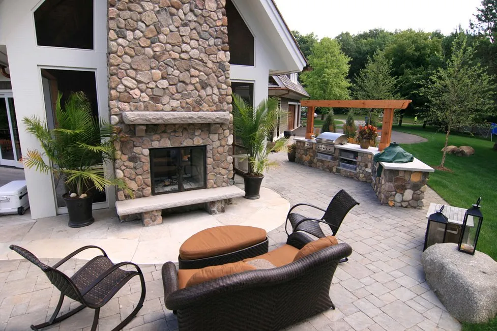 Affordable garden landscaping experts serving Minneapolis, MN - Yardscapes