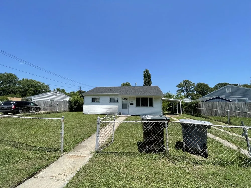 Local residential landscaping in Hampton, VA by YardShame Landscaping