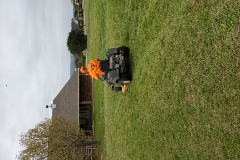 Custom lawn mowing service in Abilene, TX - YardTech