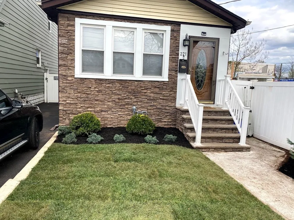 Local residential landscaping for residential properties across Roselle, NJ - YarDudes