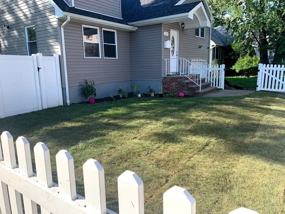 Professional garden landscaping for residential properties in Roselle, NJ by YarDudes