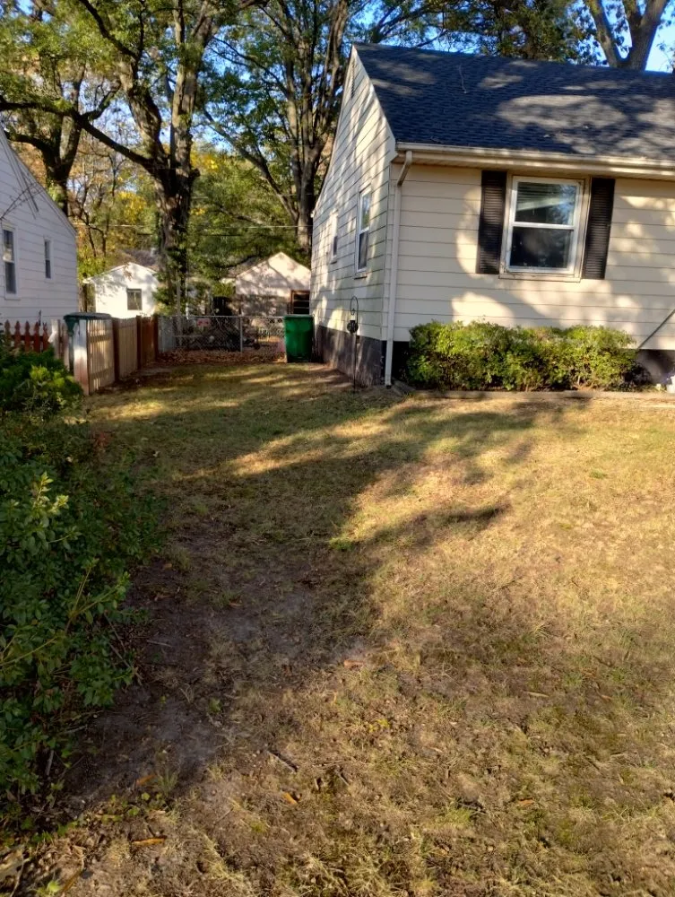 Custom landscape installation in Henrico, VA by Yardvana