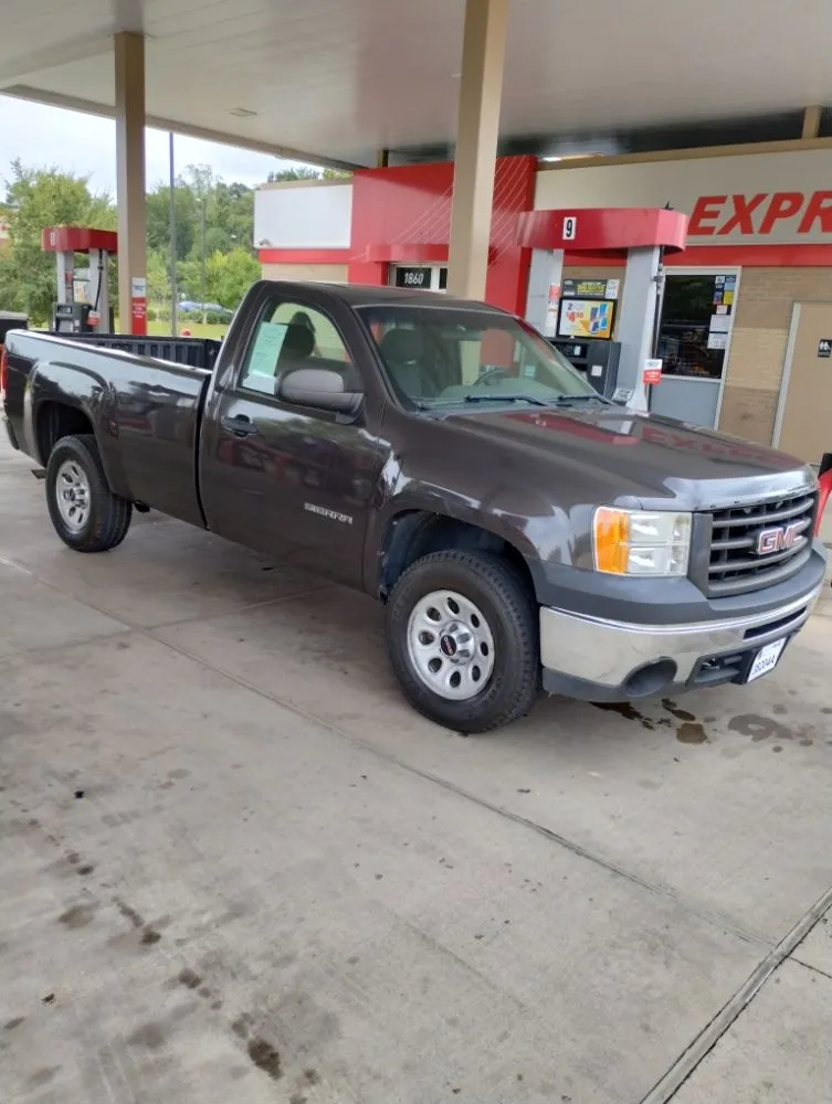 Local yard maintenance in Henrico, VA by Yardvana