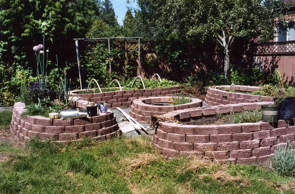 Top-rated yard maintenance in Mukilteo, WA by Yardwork, Etc