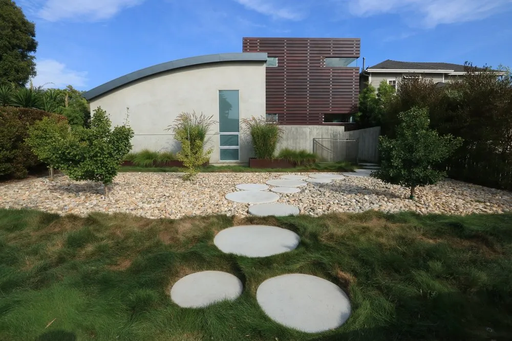 Affordable yard maintenance for homes across San Diego, CA - Yardworx Landscaping