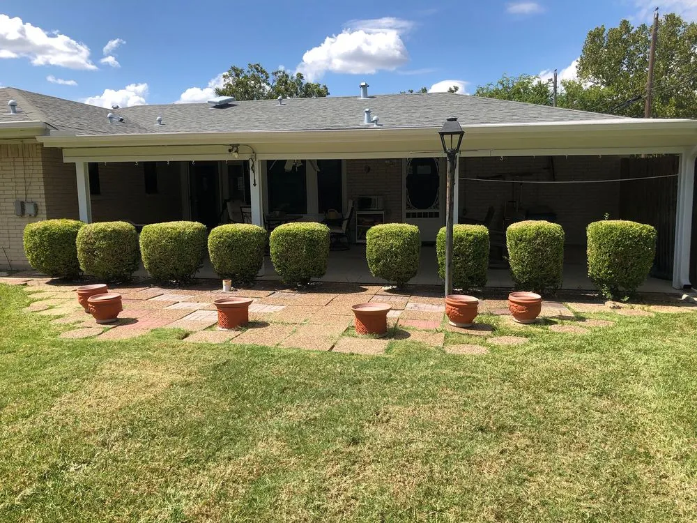 Expert landscaping services with custom design in Killeen, TX by Yardz R Us