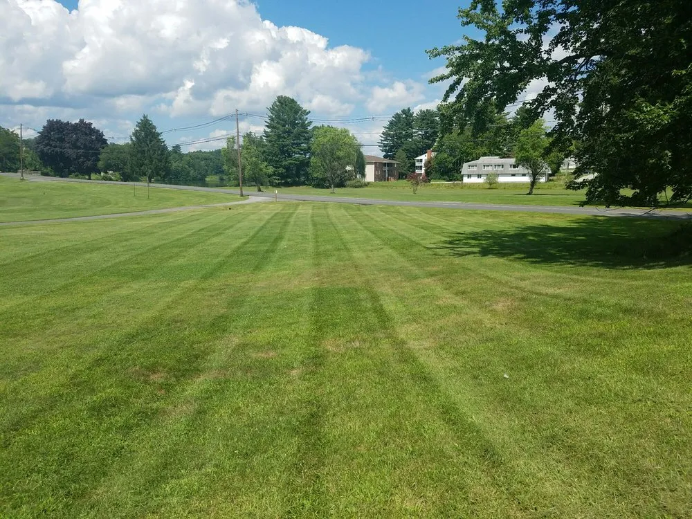 Local lawn care service in Montague, NJ - Yarosz Landscaping