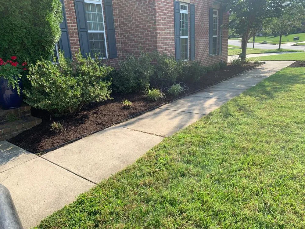 Reliable lawn care service with custom design in Lanham, MD by Yas Landscapy