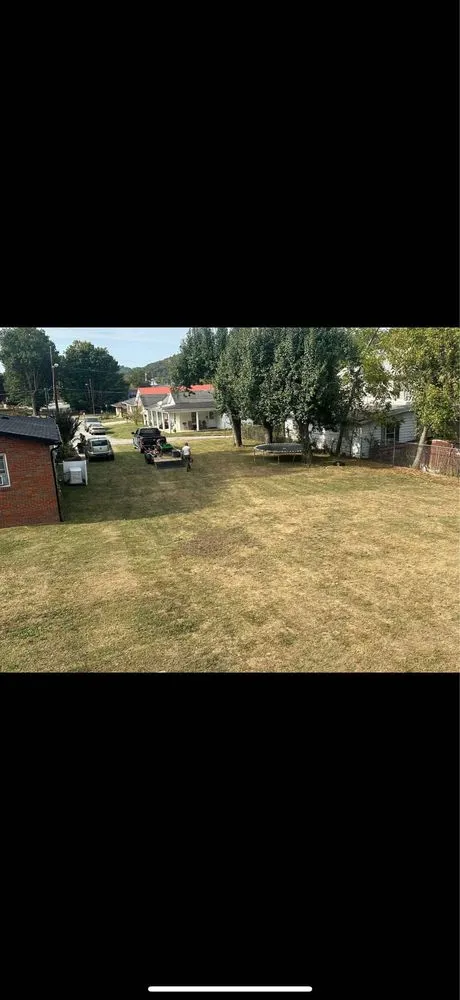 Professional residential landscaping experts serving Louisa, KY - Yaunks Elite Lawncare and Tree Services