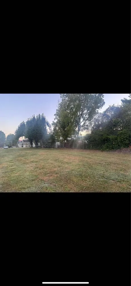 Trusted lawn care service in Louisa, KY by Yaunks Elite Lawncare and Tree Services