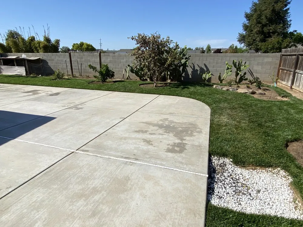 Custom residential landscaping for homes in Fresno, CA by Ybarras Landscaping and Yard Maintenance