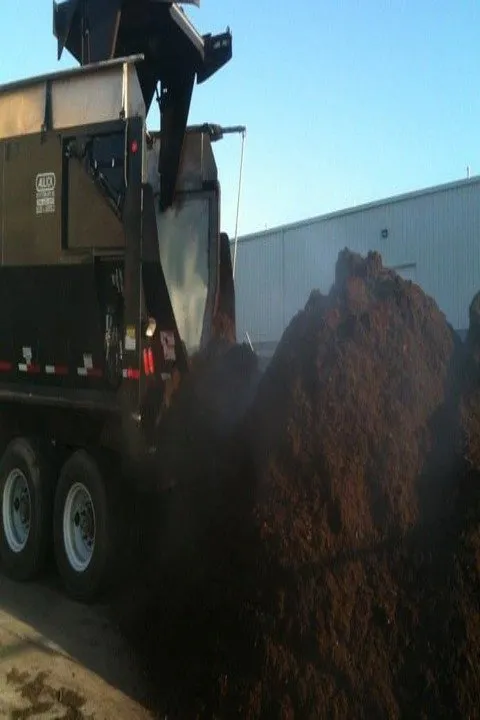 Custom landscaping services in Frankfort, IL - Y&D Maintenance