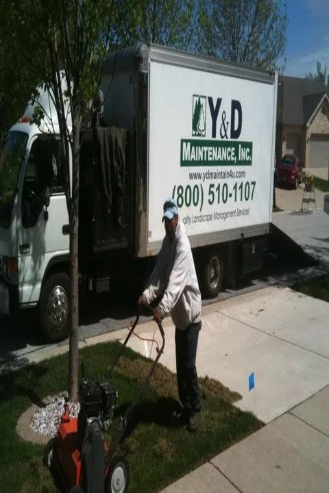 Professional residential landscaping in Frankfort, IL - Y&D Maintenance