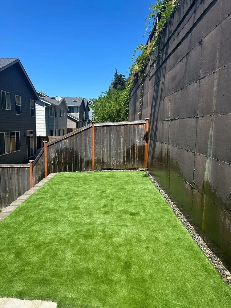 Custom landscaping services in Kirkland, WA by Year Round Landscaping