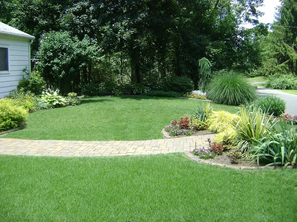 Affordable landscaping services near you in West Hartford, CT by Year-Round Landscaping