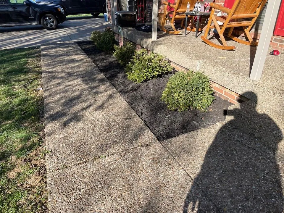 Affordable landscape design in Louisville, KY by Yearns exterior cleaning & caretaking