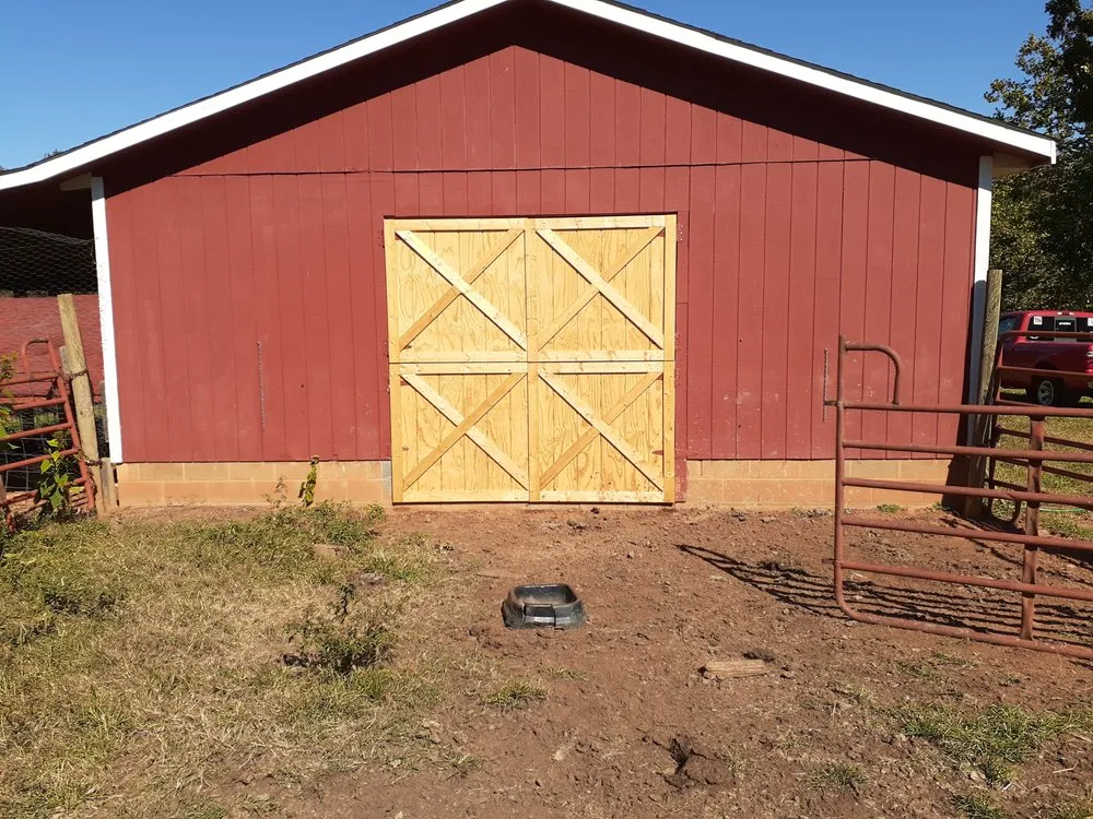 Reliable yard cleanup service in Gretna, VA - Yeatts landscaping and handyman service