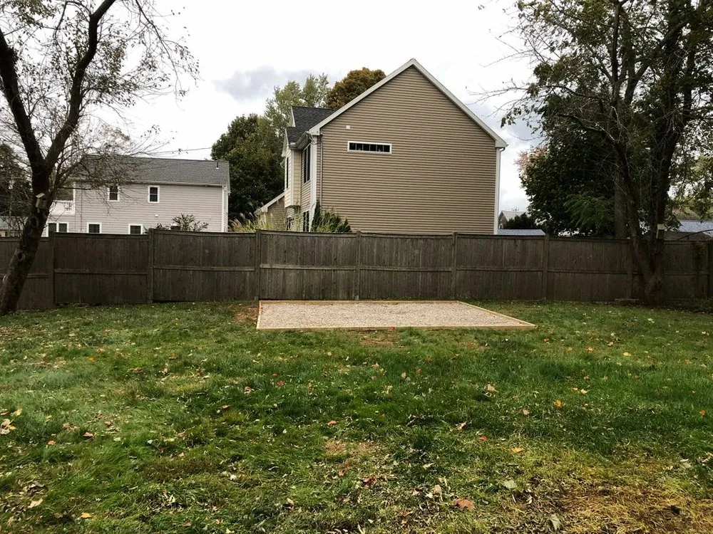 Affordable lawn mowing service for beautiful yards across Hartford, CT - Yello Landscaping